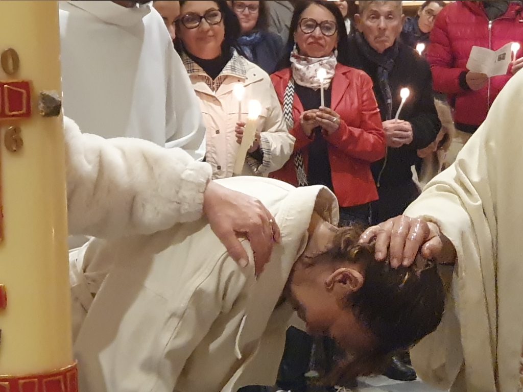 Veillée Pascale, Baptêmes et Confirmations